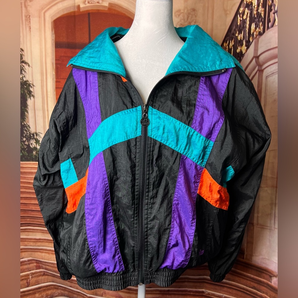 Adidas Vintage 80s hip-hop and streetwear color-block nylon windbreaker lined